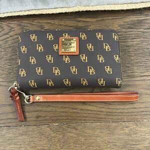 Dooney & Burke Blakely large zip around wristlet